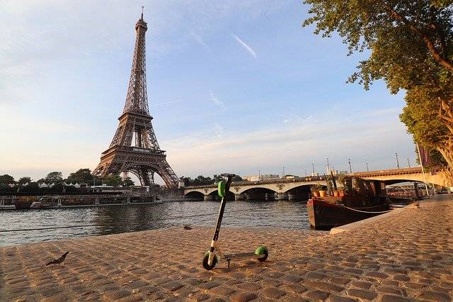 Où aller en trottinette électrique dans Paris ?